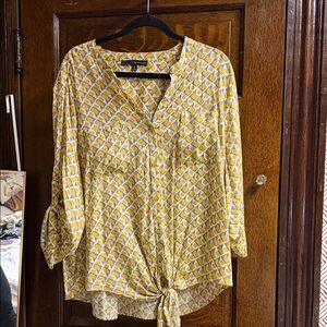 Harve Benard Yellow Geometric Blouse